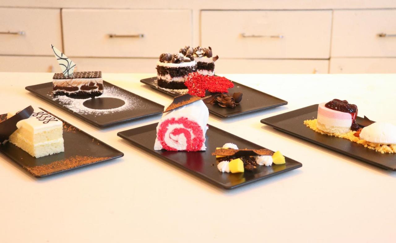 Crowne Plaza Pune City Centre By Ihg מראה חיצוני תמונה